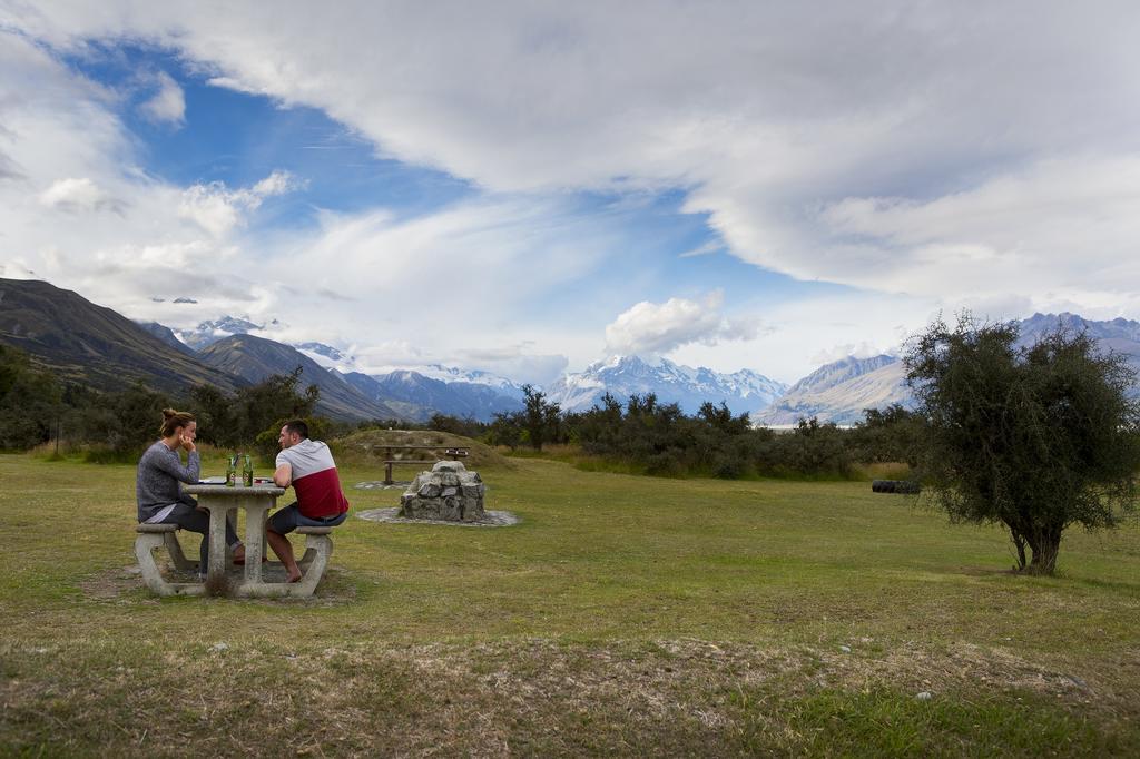 Glentanner Park Centre Hotell Aoraki / Mount Cook Exteriör bild