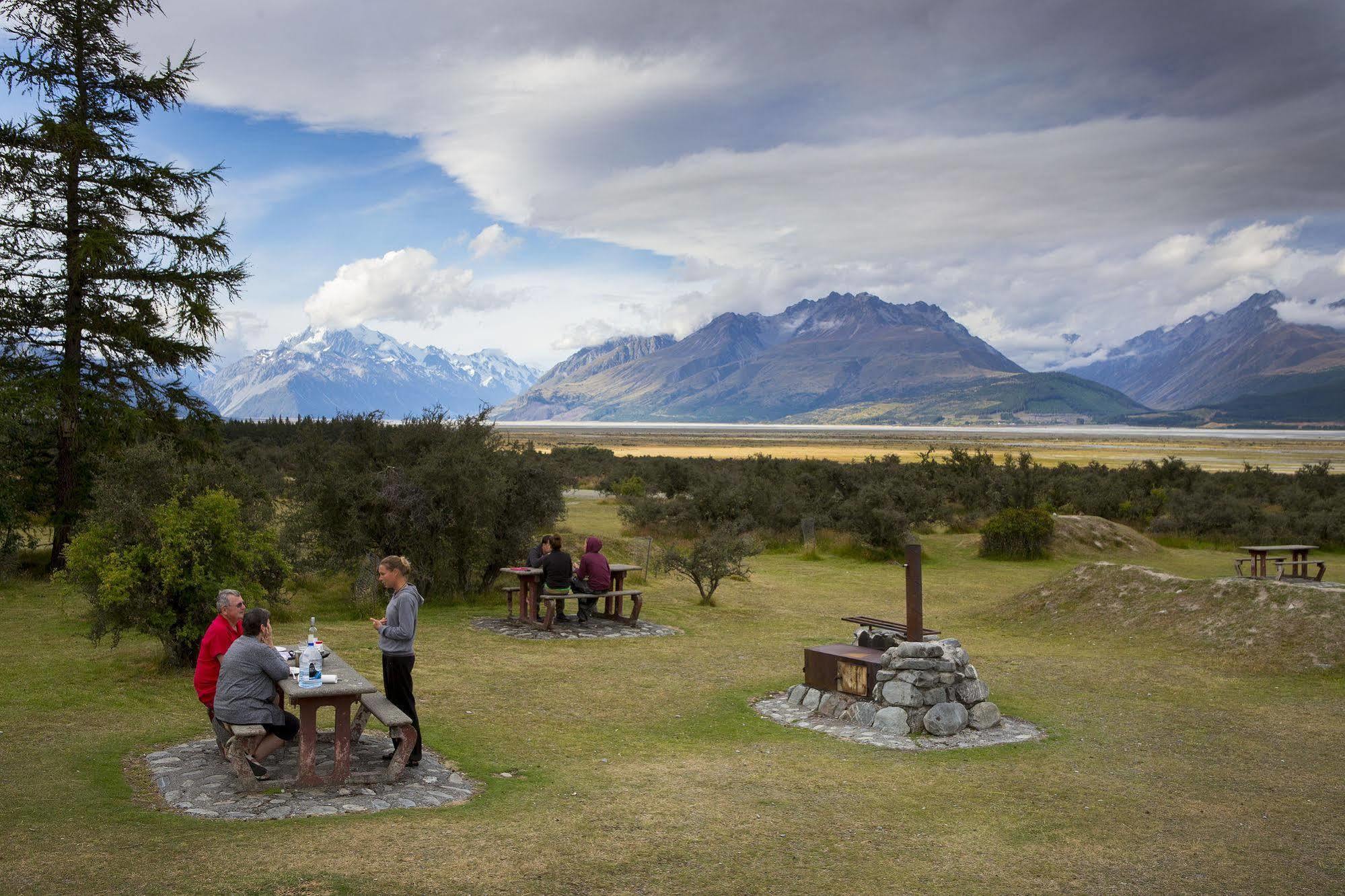 Glentanner Park Centre Hotell Aoraki / Mount Cook Exteriör bild
